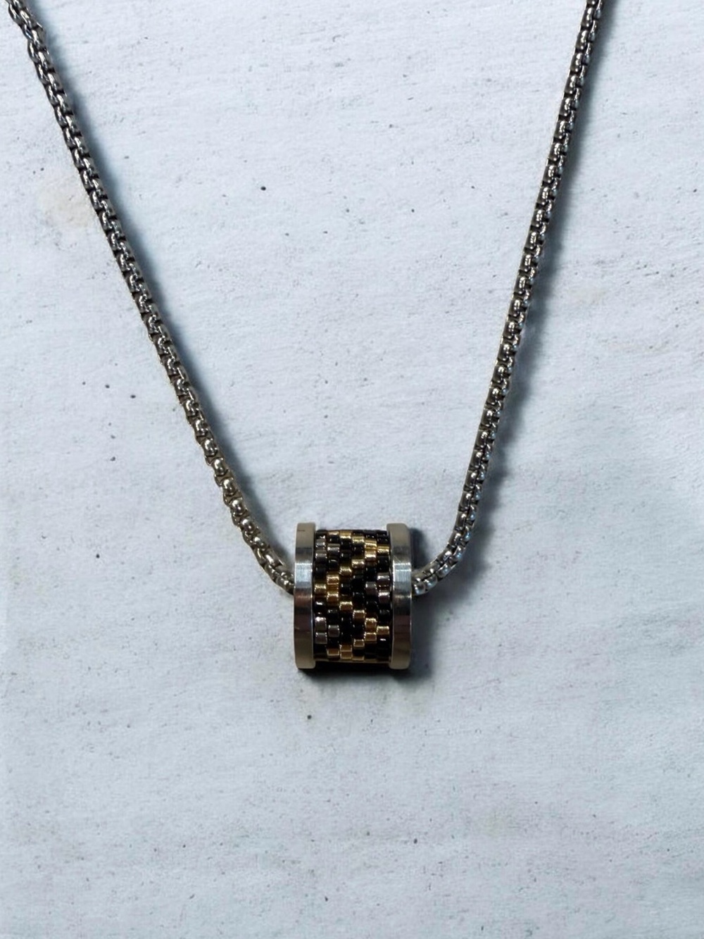 Tri-Tone Cylinder Pendant Necklace NWT Gold Plated